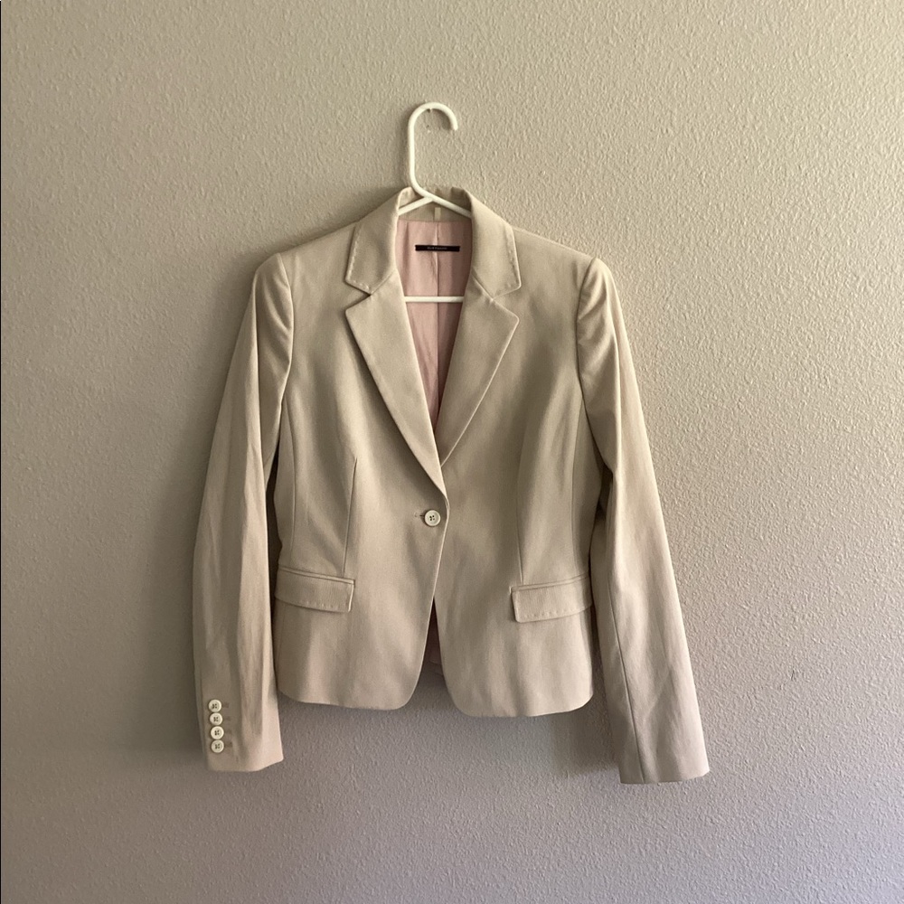 Elie Tahari vintage blazer